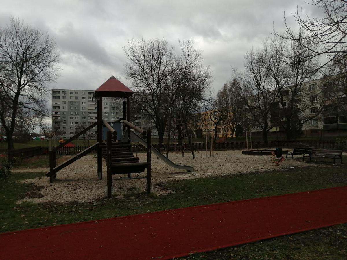 Ubytovanie Emily Dunajská Streda エクステリア 写真