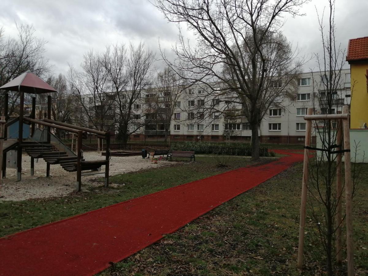 Ubytovanie Emily Dunajská Streda エクステリア 写真